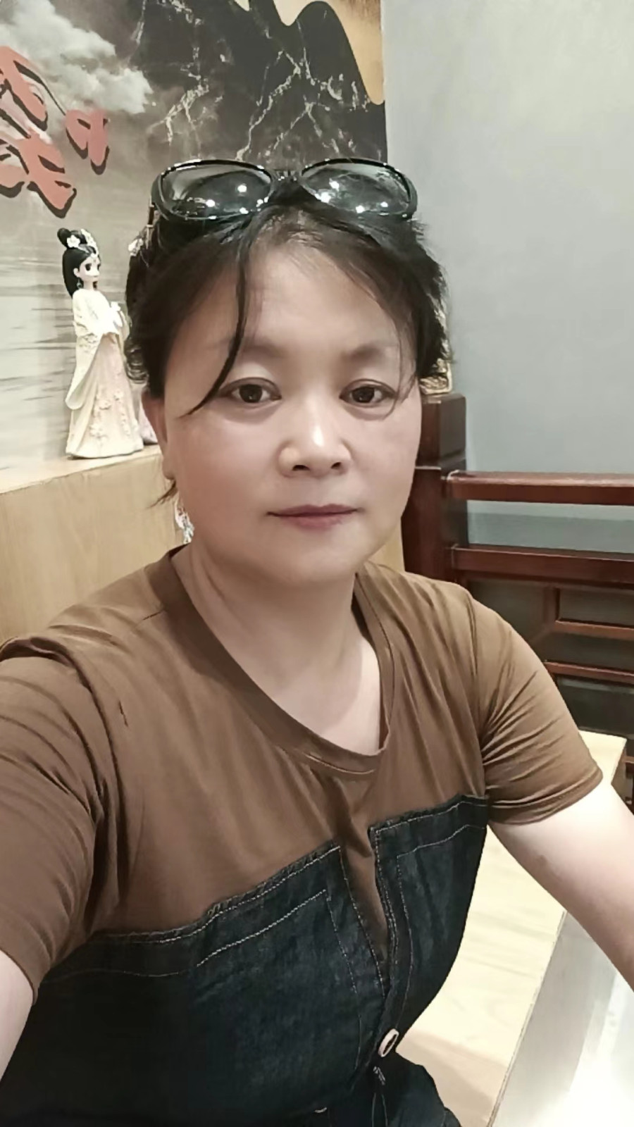 阿姨资料照片