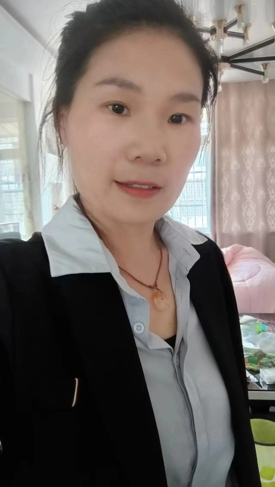 阿姨资料照片