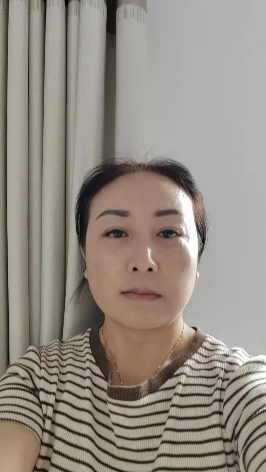 阿姨资料照片
