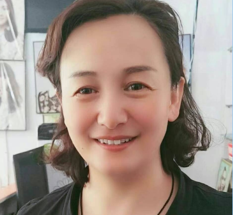 阿姨资料照片