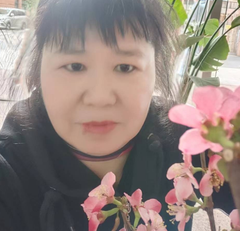 阿姨资料照片