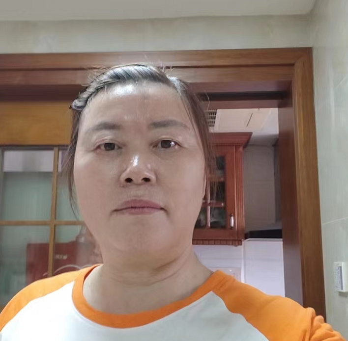 阿姨资料照片