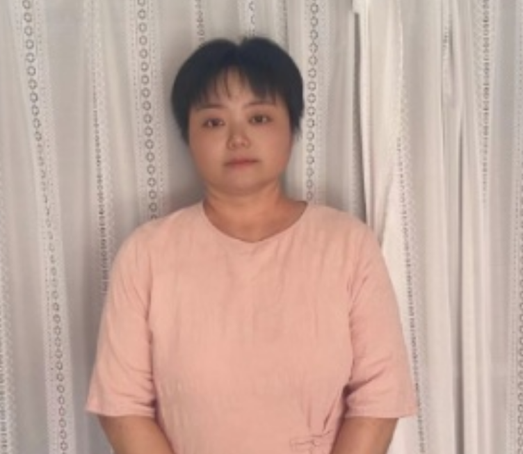 阿姨资料照片