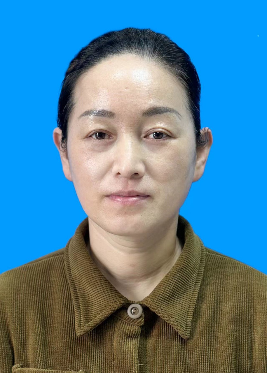 阿姨资料照片