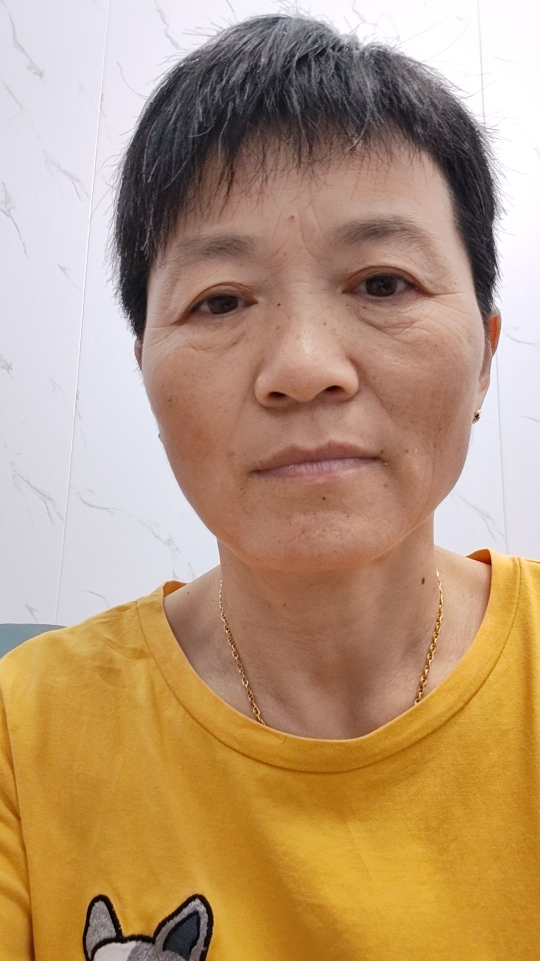 阿姨资料照片