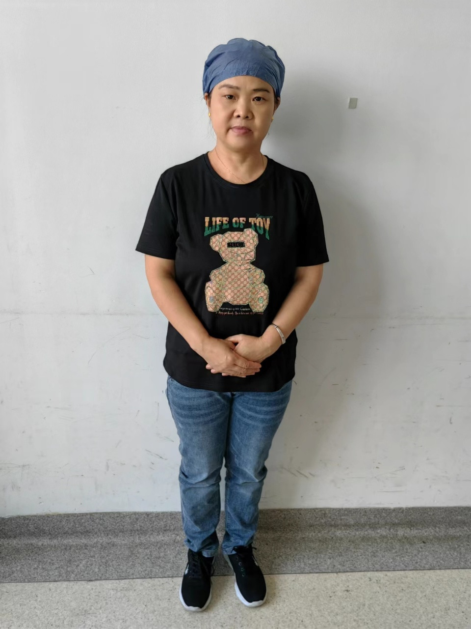 阿姨资料照片