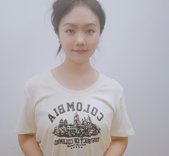 阿姨资料照片