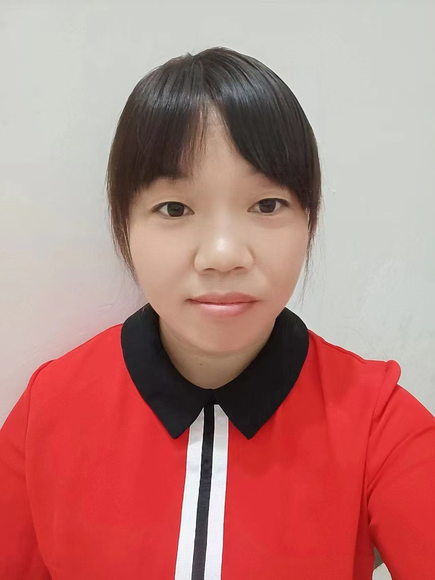 阿姨资料照片