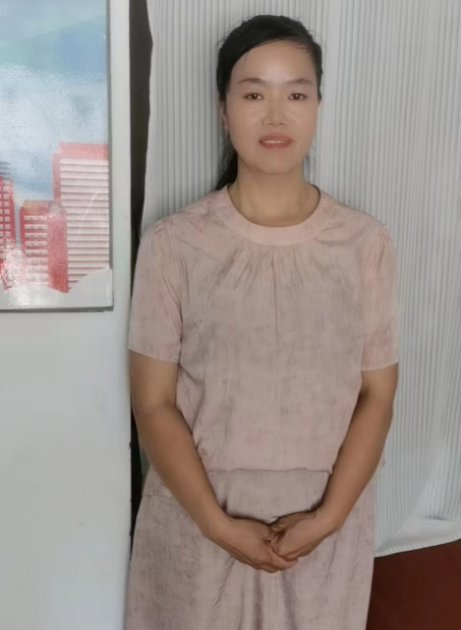 阿姨资料照片