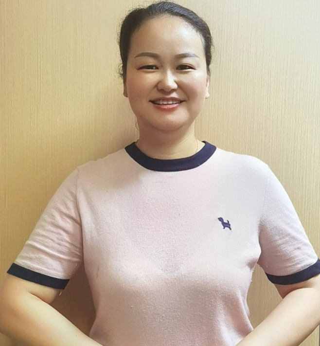 阿姨资料照片