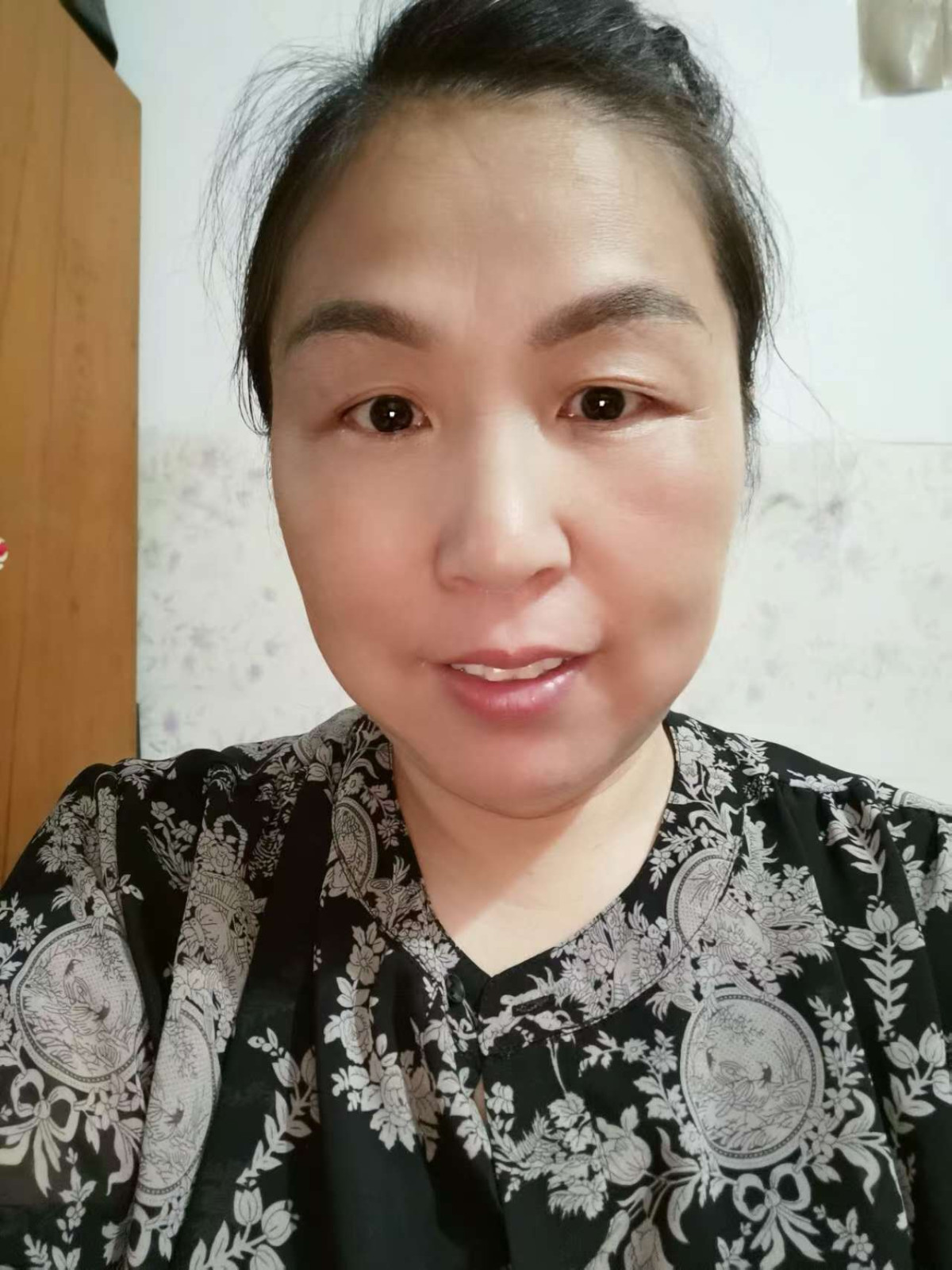 阿姨资料照片