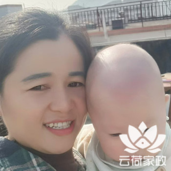 阿姨资料照片