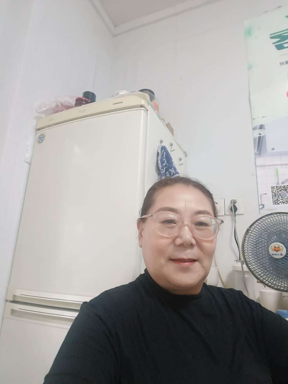 阿姨资料照片