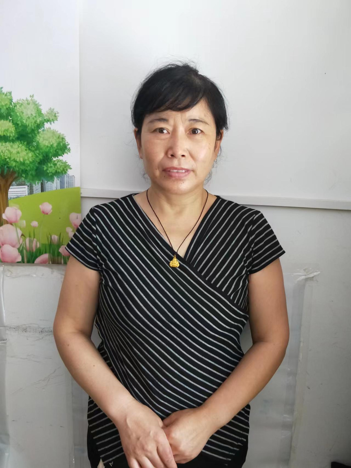 阿姨资料照片