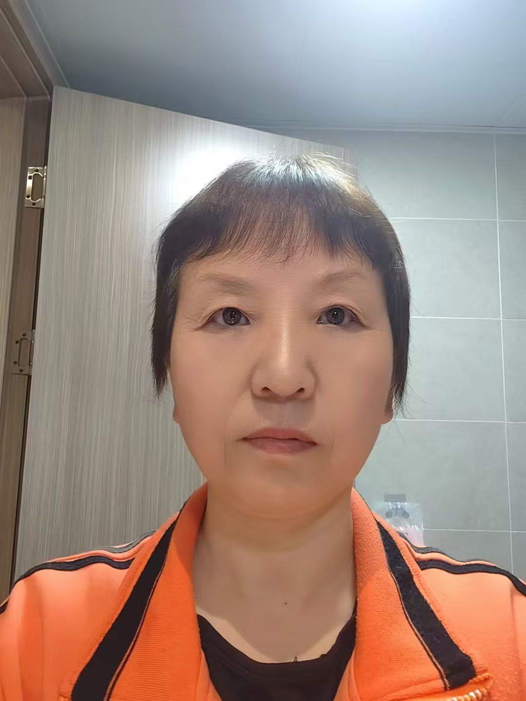 阿姨资料照片