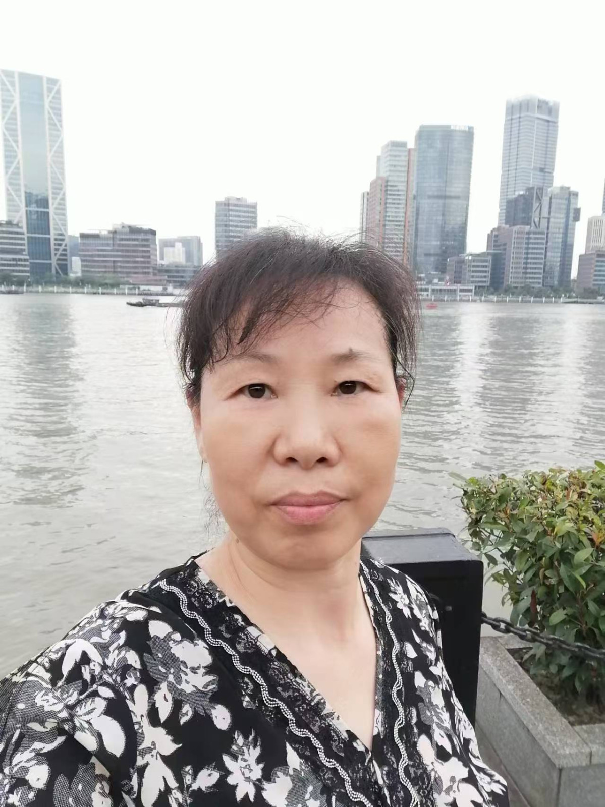阿姨资料照片