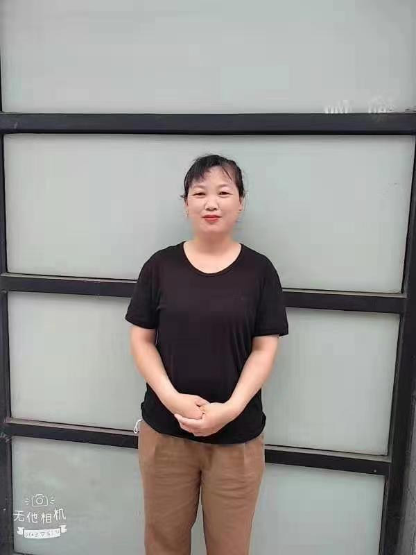 阿姨资料照片