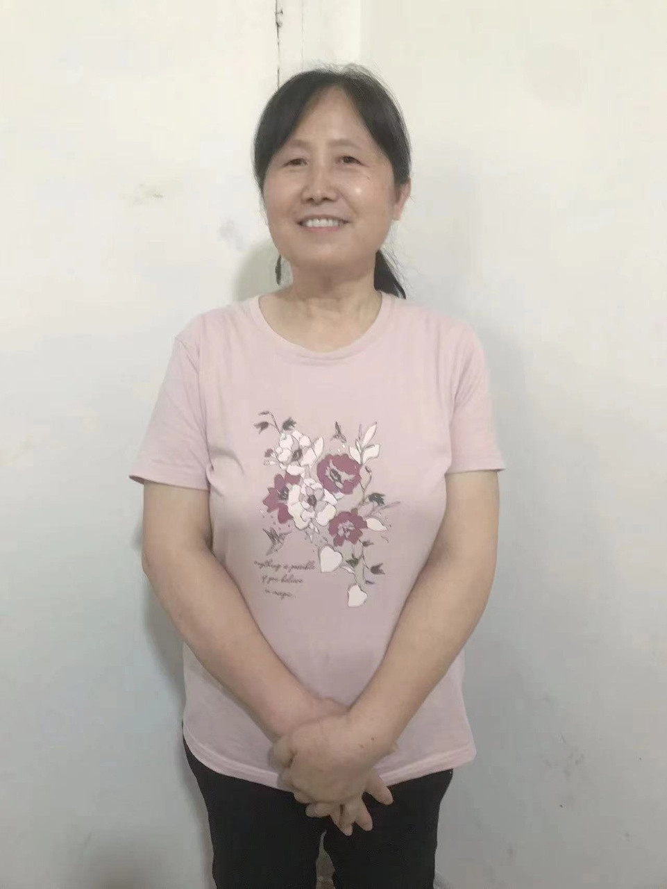 阿姨资料照片