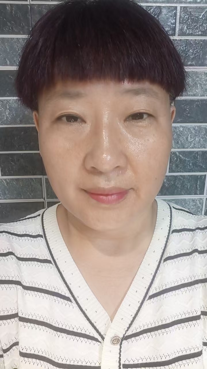 阿姨资料照片
