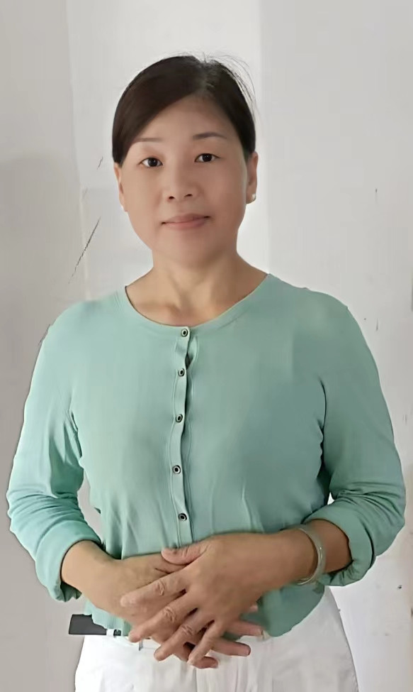 阿姨资料照片