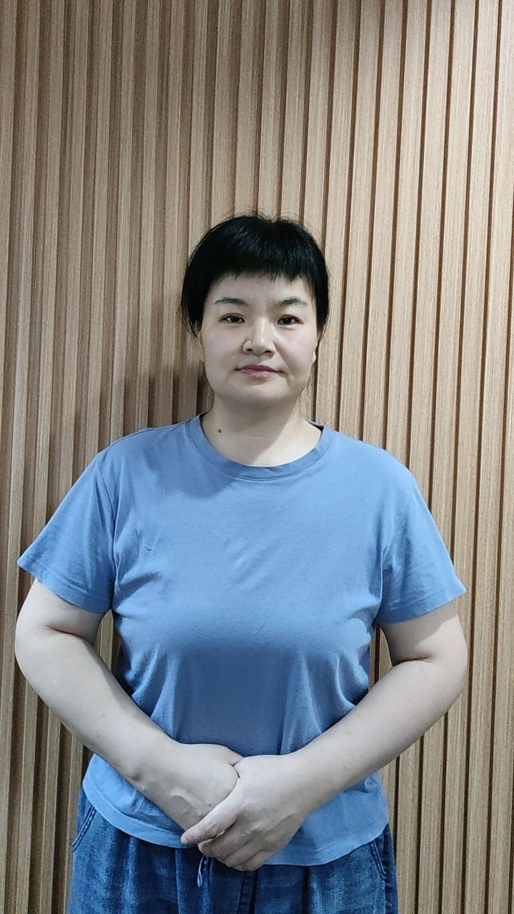 阿姨资料照片