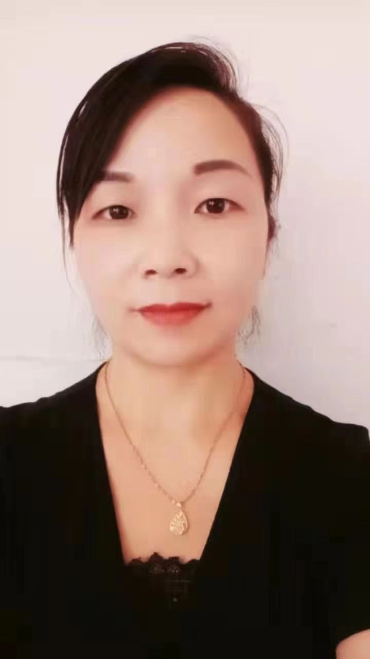阿姨照片