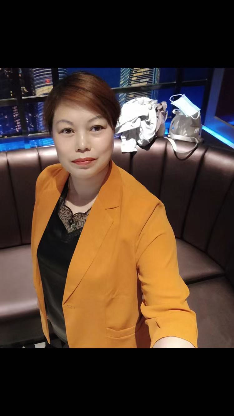 阿姨资料照片