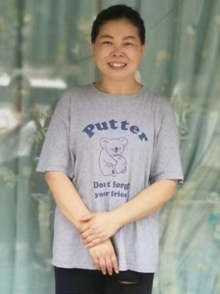 阿姨资料照片