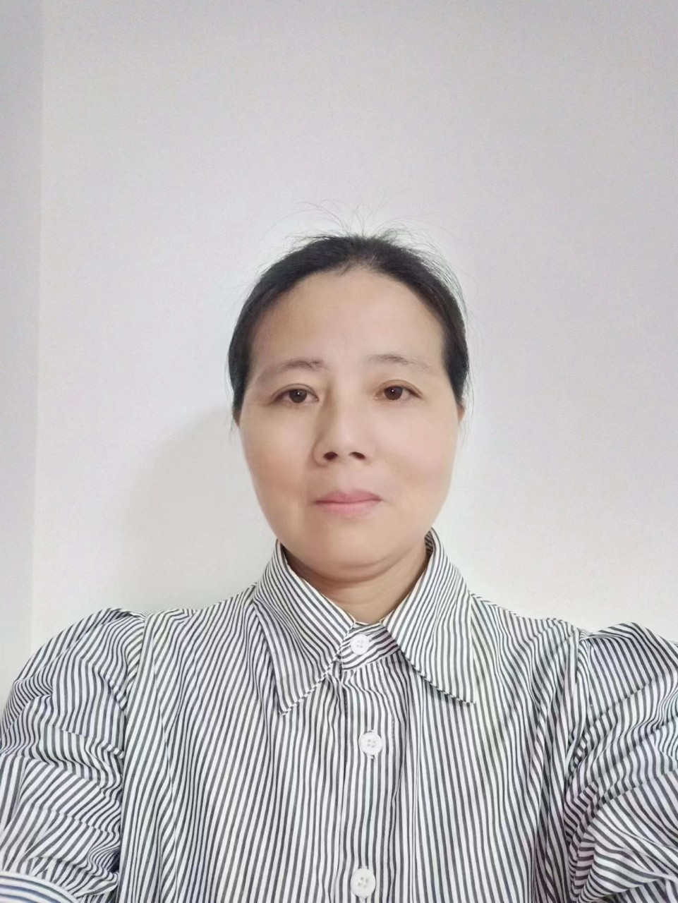 阿姨资料照片