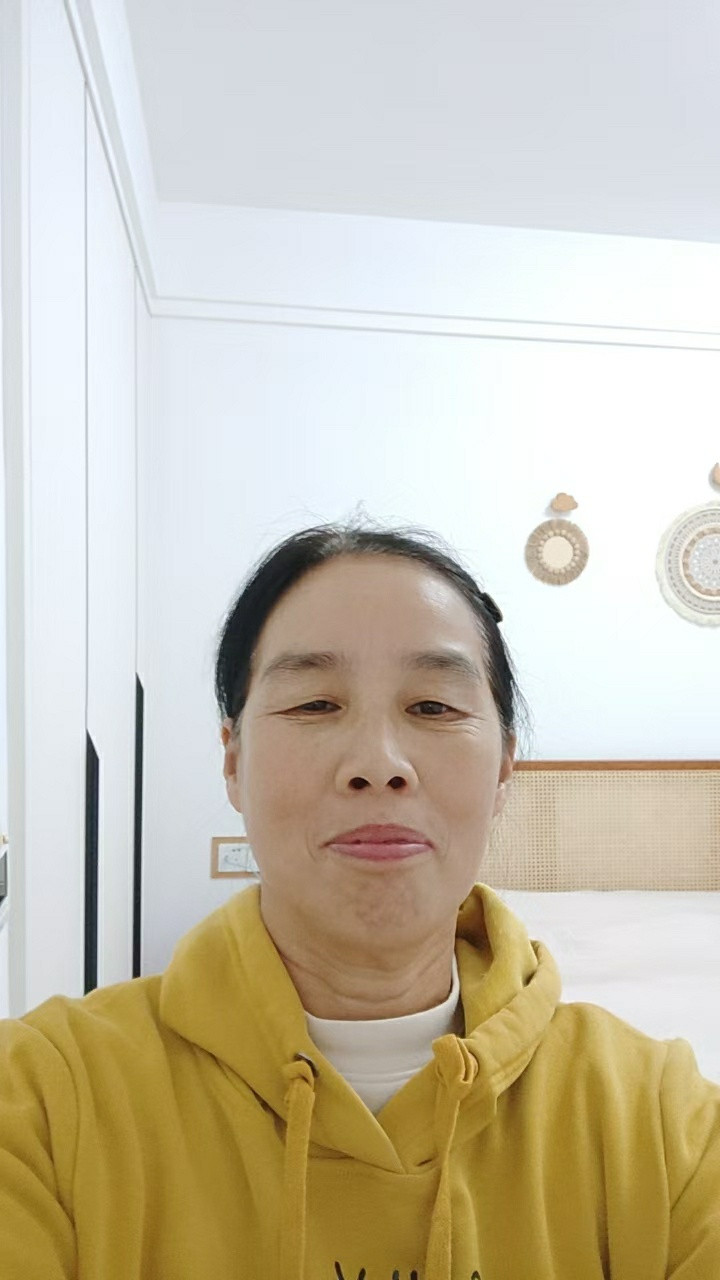 阿姨资料照片