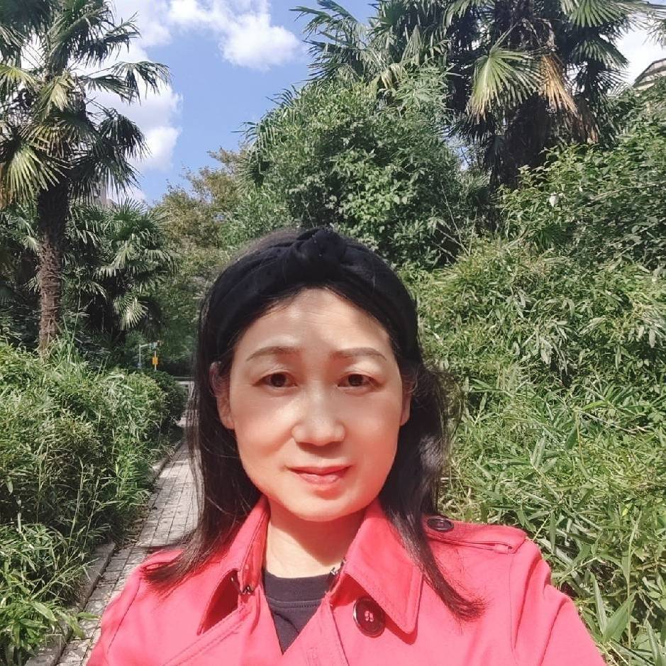 阿姨资料照片