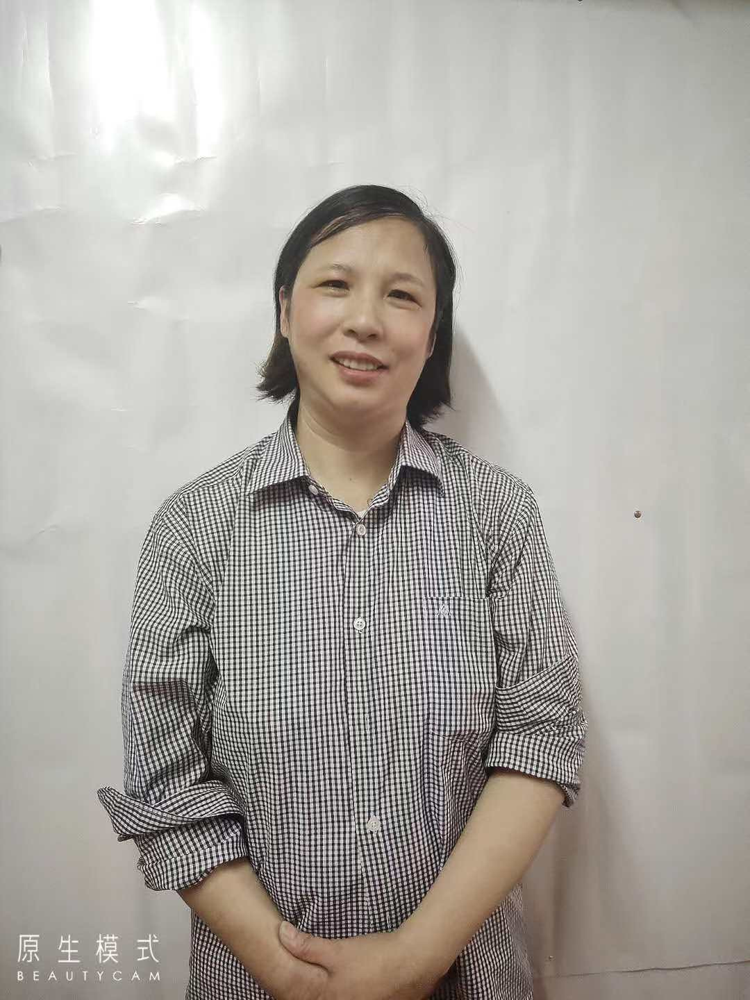 阿姨资料照片