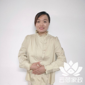 阿姨资料照片