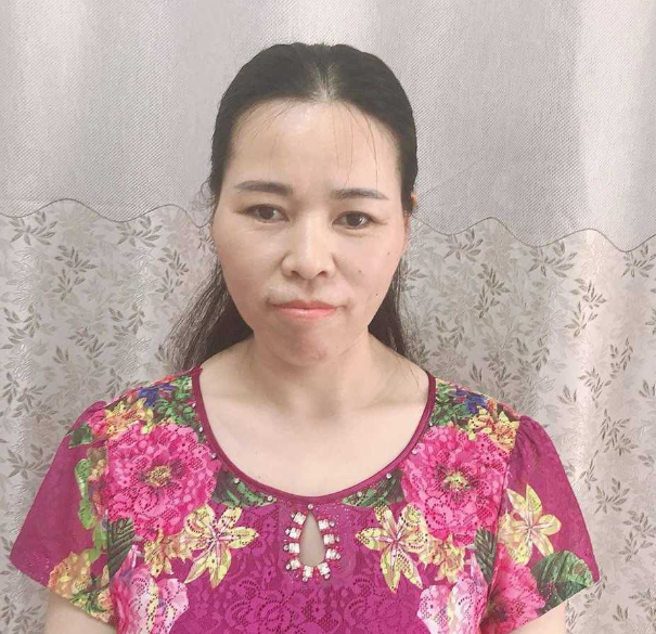阿姨资料照片