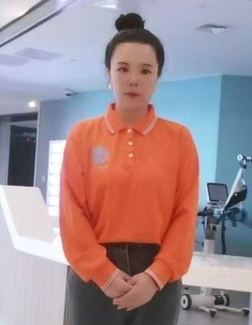 阿姨资料照片