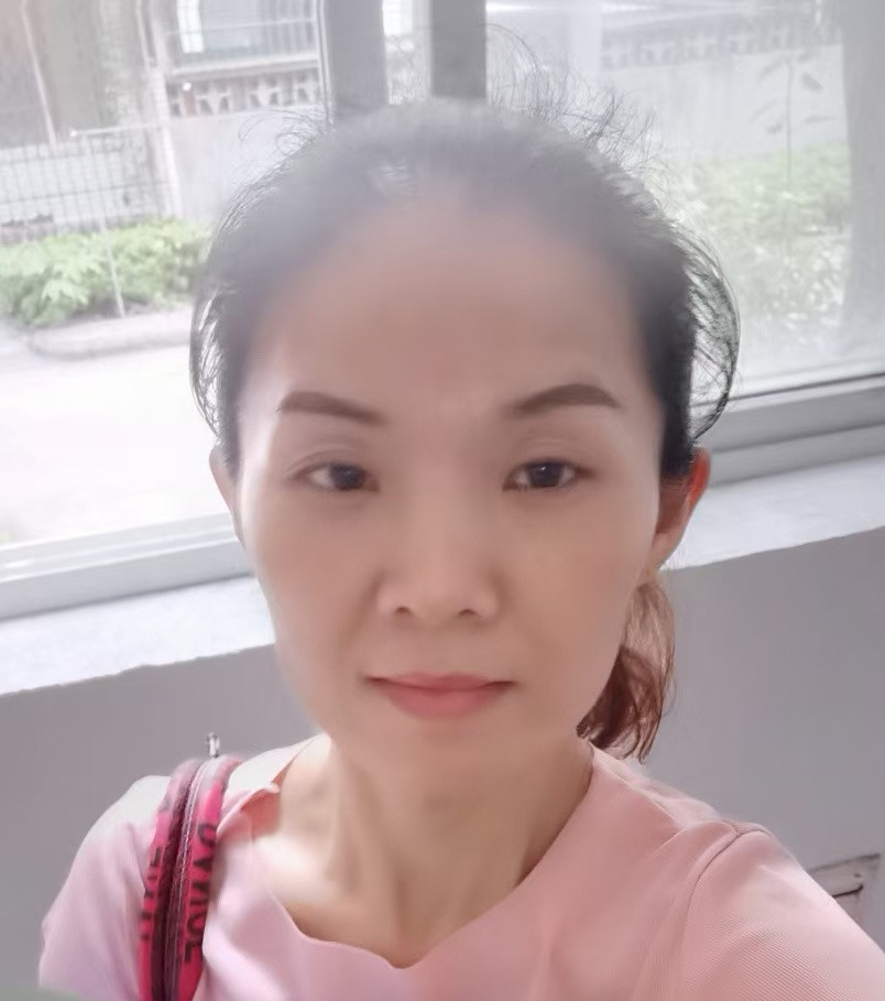 阿姨资料照片