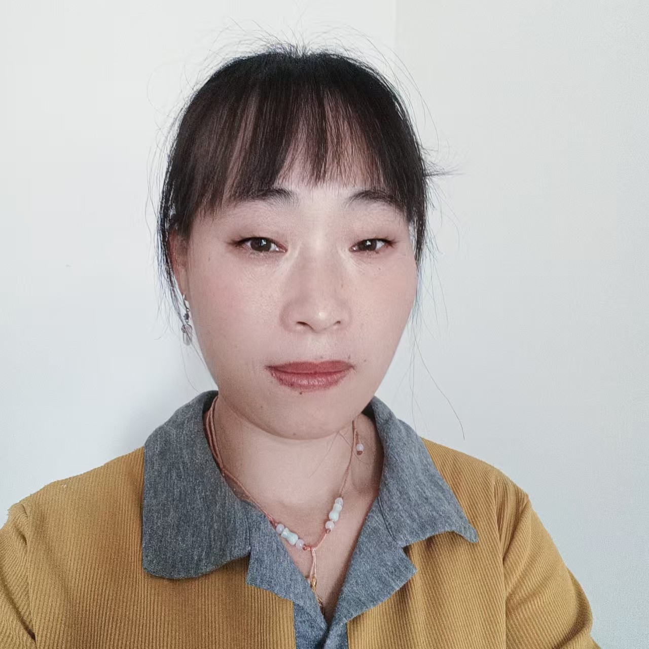 阿姨资料照片