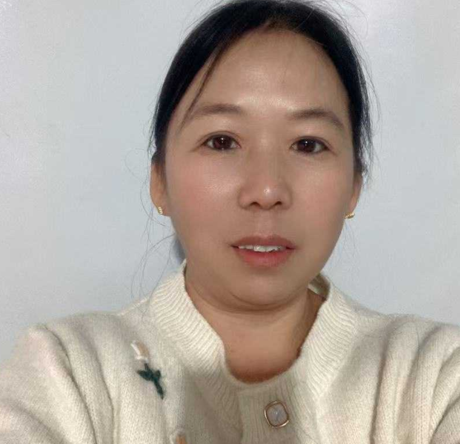 阿姨资料照片