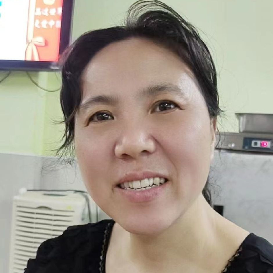 阿姨资料照片