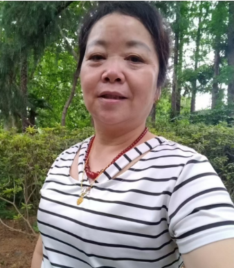 阿姨资料照片