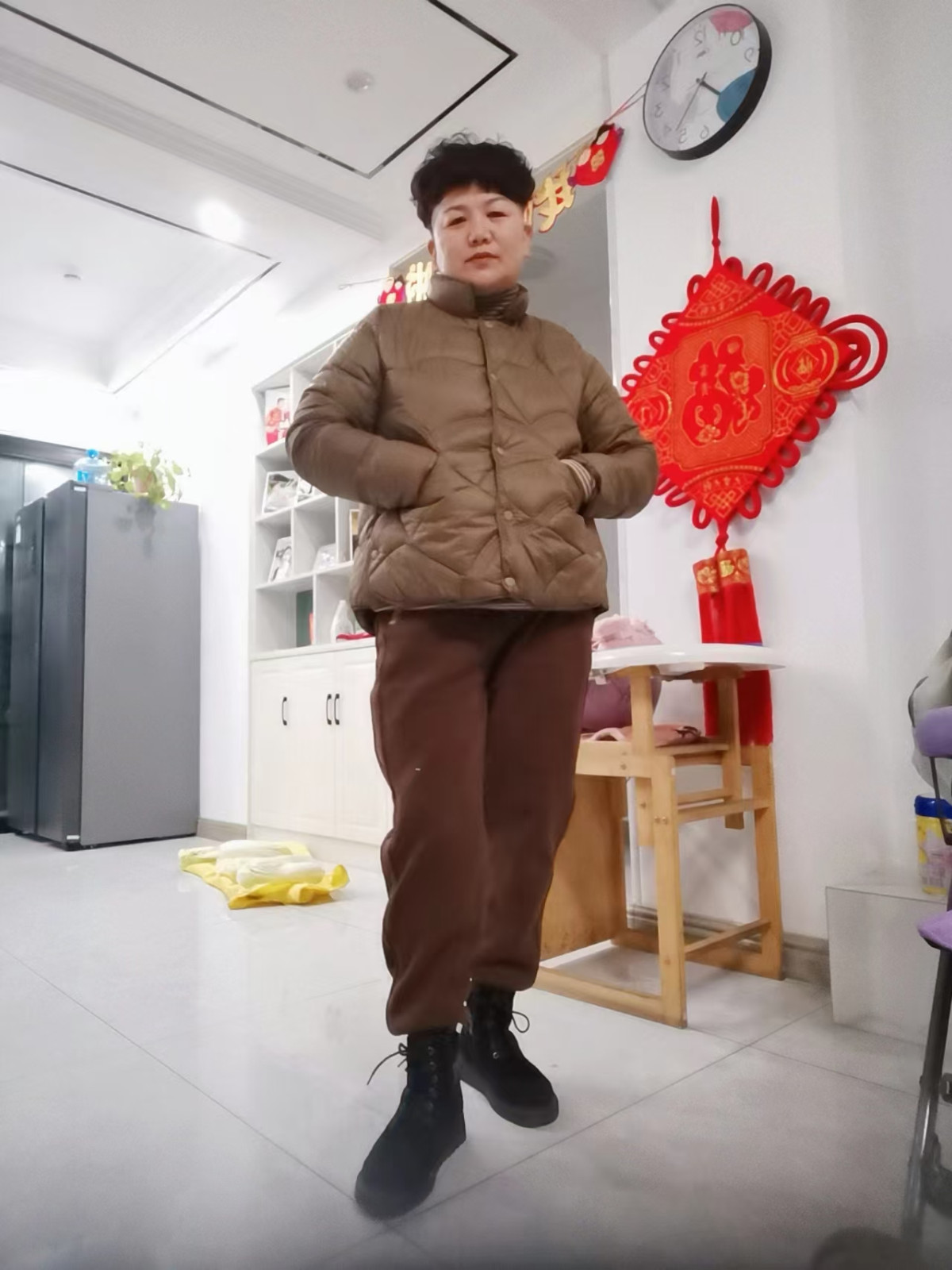 阿姨资料照片