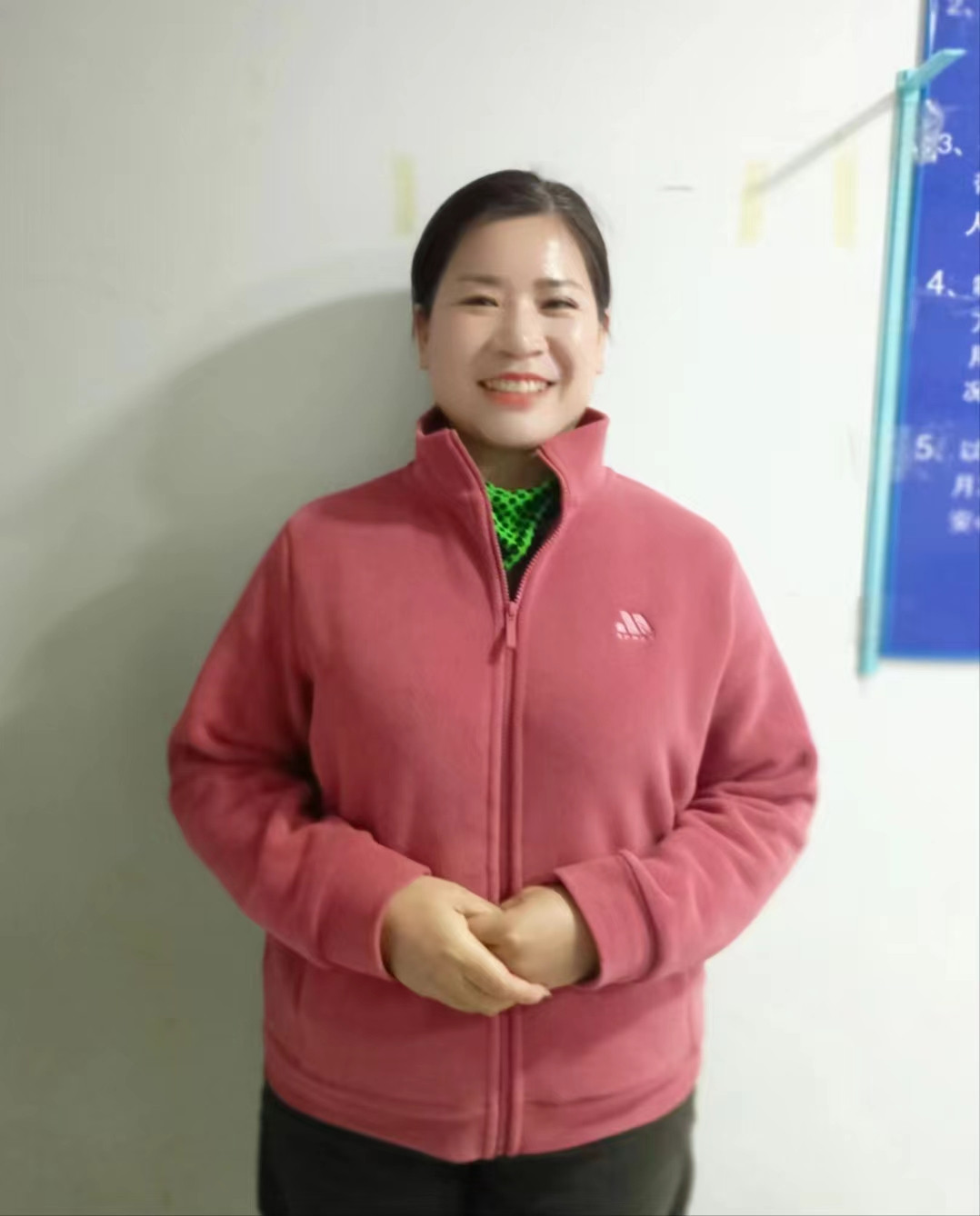 阿姨资料照片