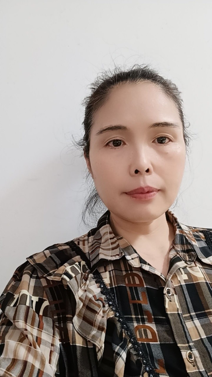 阿姨资料照片
