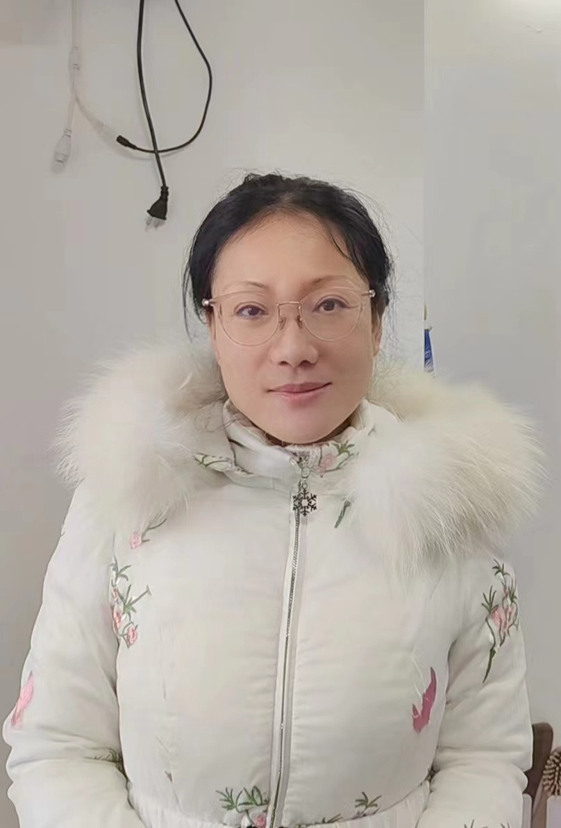 阿姨资料照片