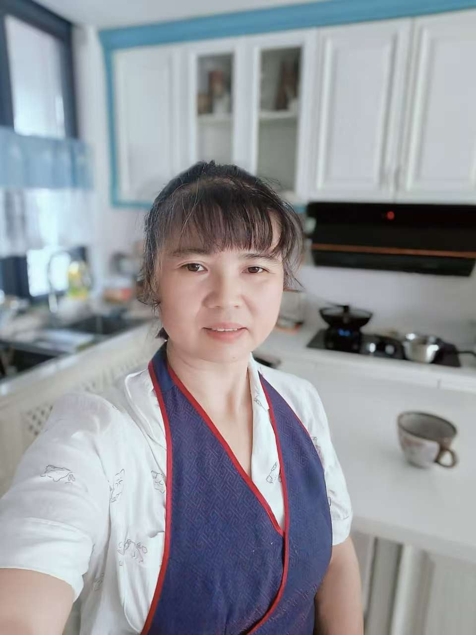 阿姨资料照片