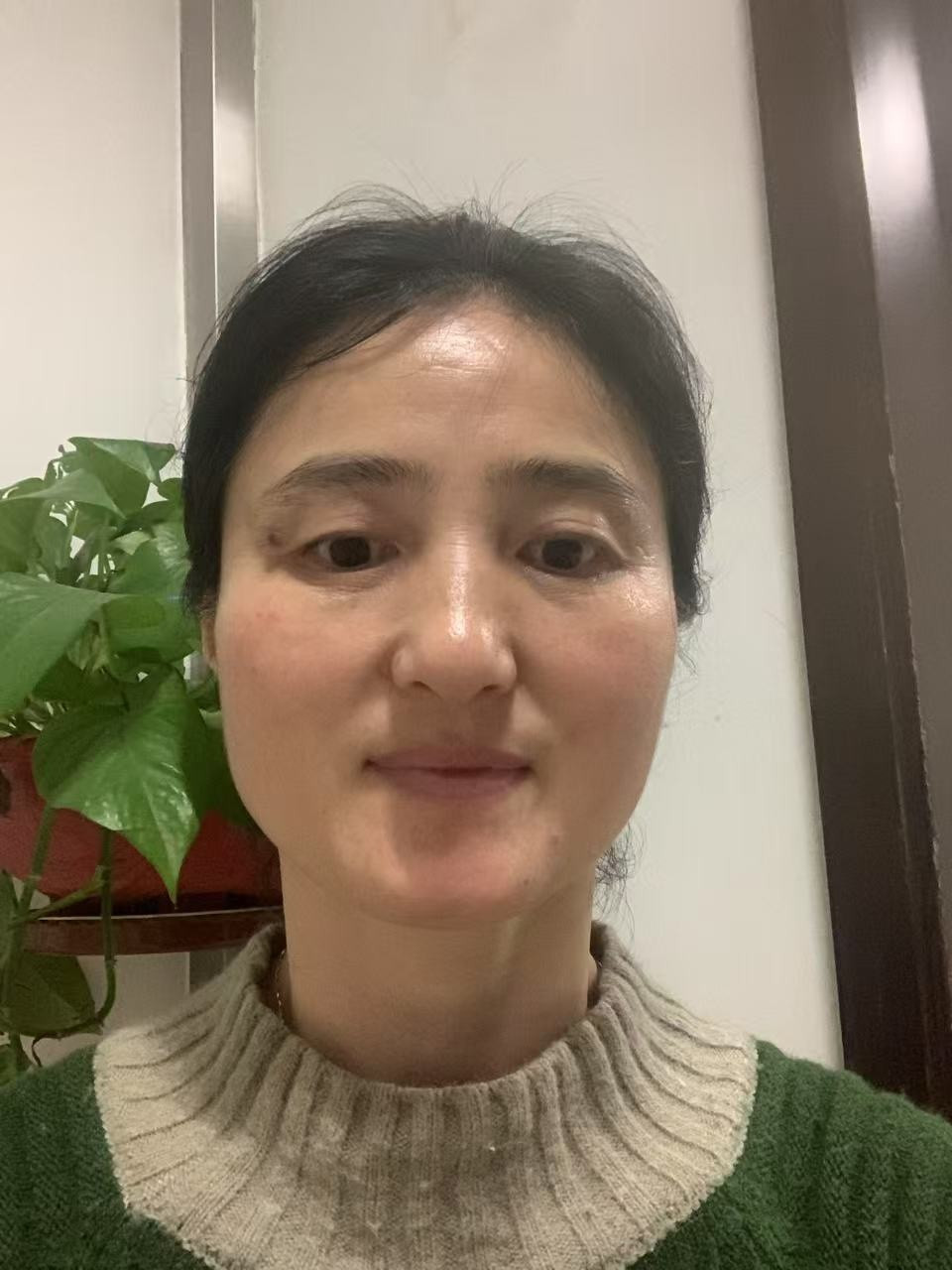 阿姨资料照片
