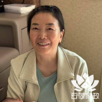 阿姨资料照片