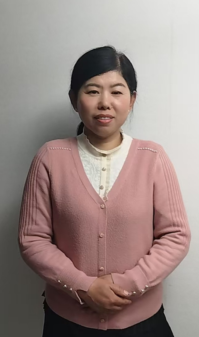 阿姨资料照片