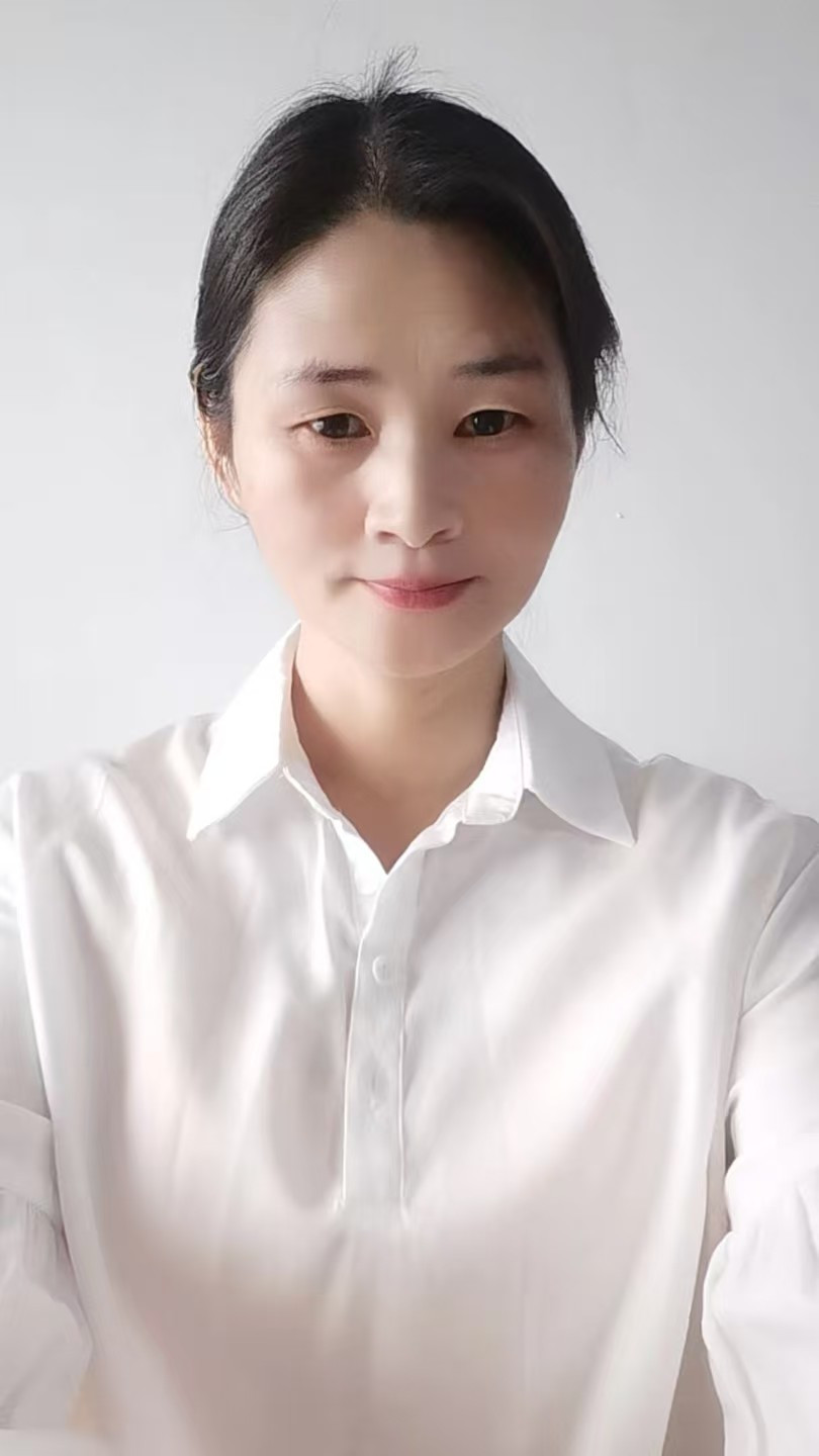 阿姨资料照片