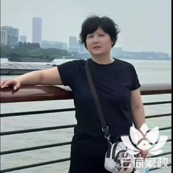 阿姨资料照片